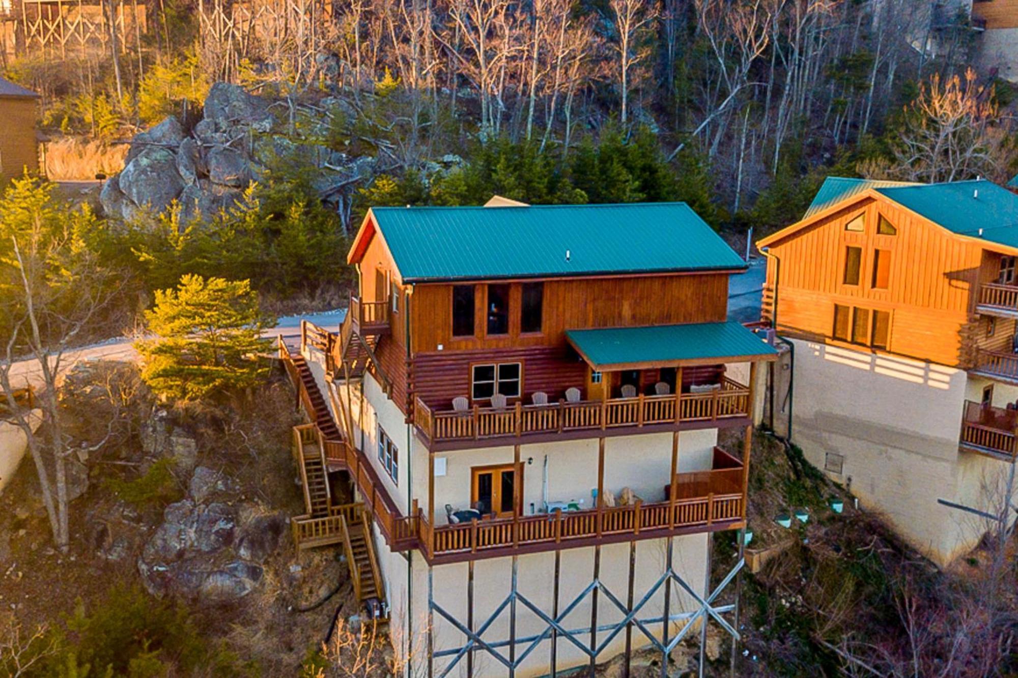 Highland Plunge Villa Pigeon Forge Exterior photo